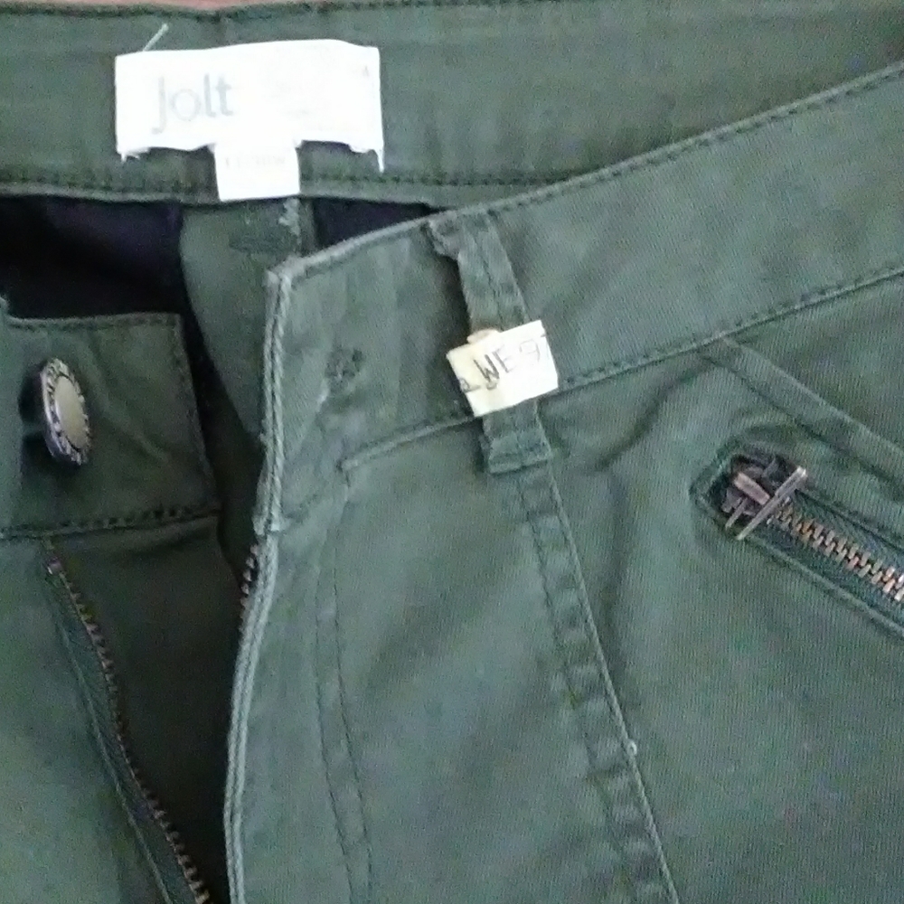 Pants - Picture 2 of 6